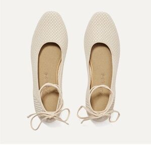 Rothy’s the square wrap